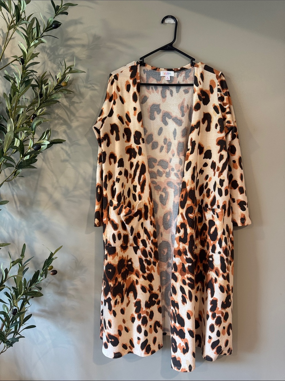 LuLaRoe Leopard Print Lightweight Duster in Tan, Brown & Gray M